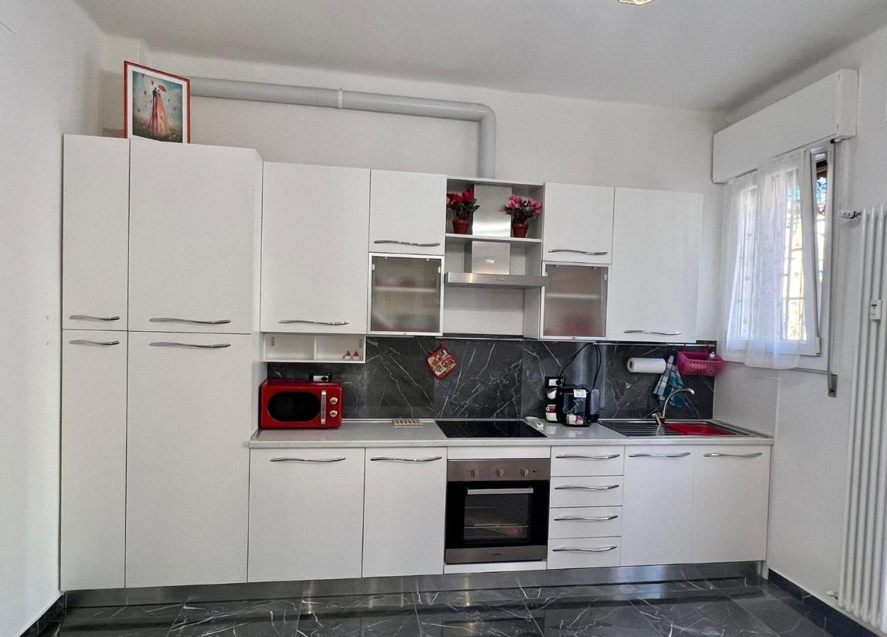 Apartament Dimora Sterlizia Zona Fiera S Donato Bolonia Zewnętrze zdjęcie